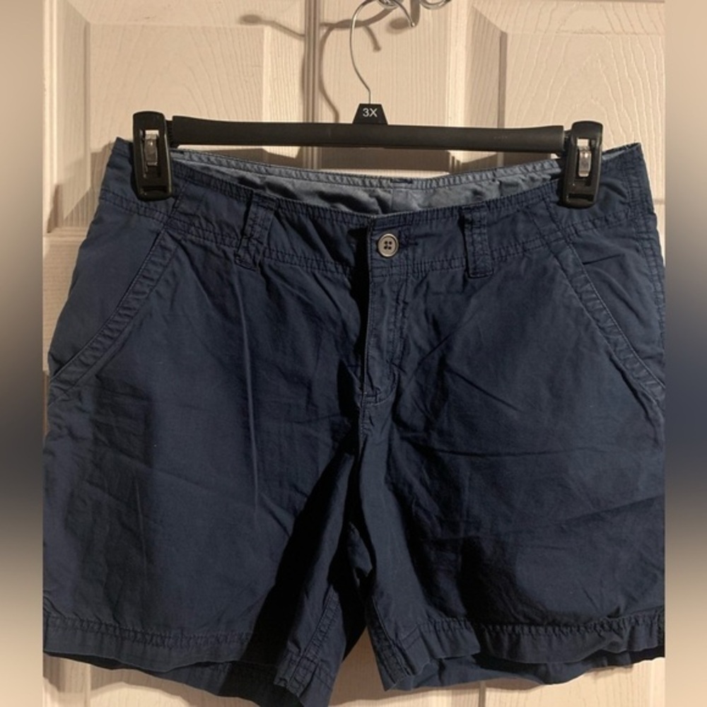 Columbia Shorts Size 8 100% Cotton Dusty Blue Women’s